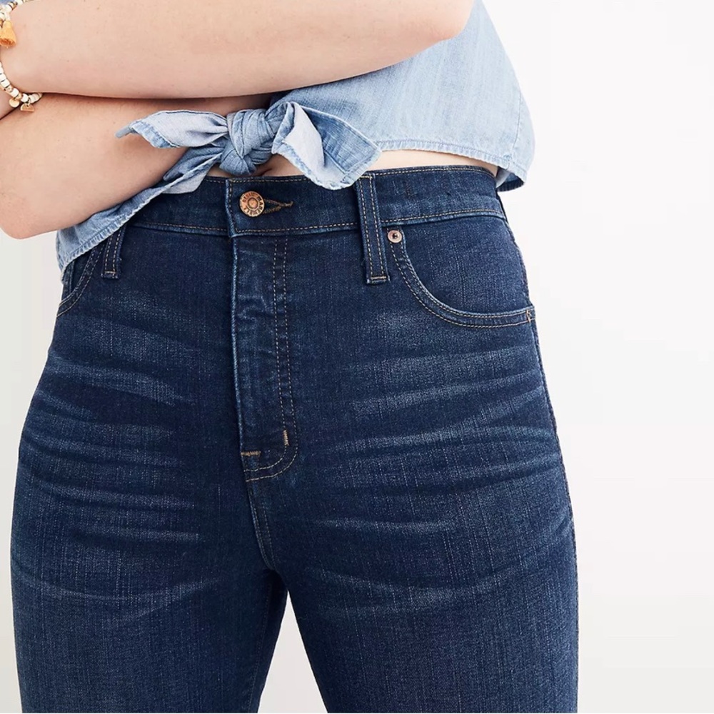 Madewell 10" High-Rise Skinny Jeans in Hayes Wash